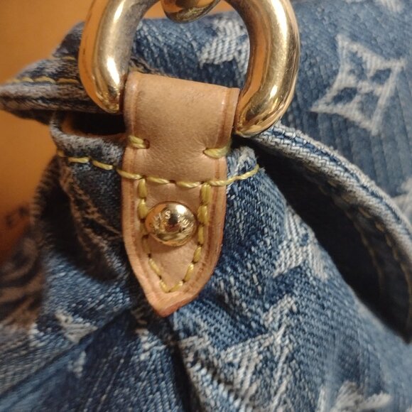 Authentic RARE Louis Vuitton DENIM PLEATY π¦ππ - Picture 4 of 16